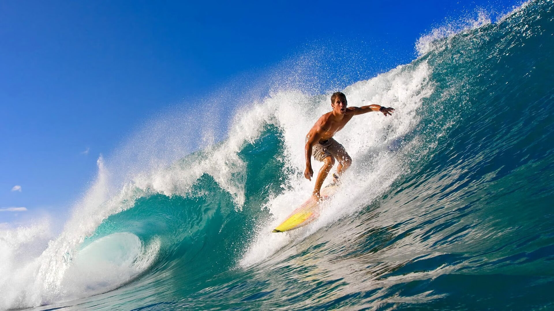 仰泳选手后程冲刺稳定发力，仰泳怎么看后面